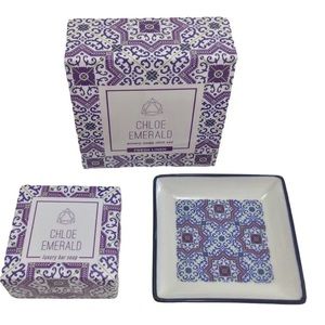 NIB Chloe Emerald ~ Emery Soap Dish Set ~ Fresh Linen Scent Luxury Bar